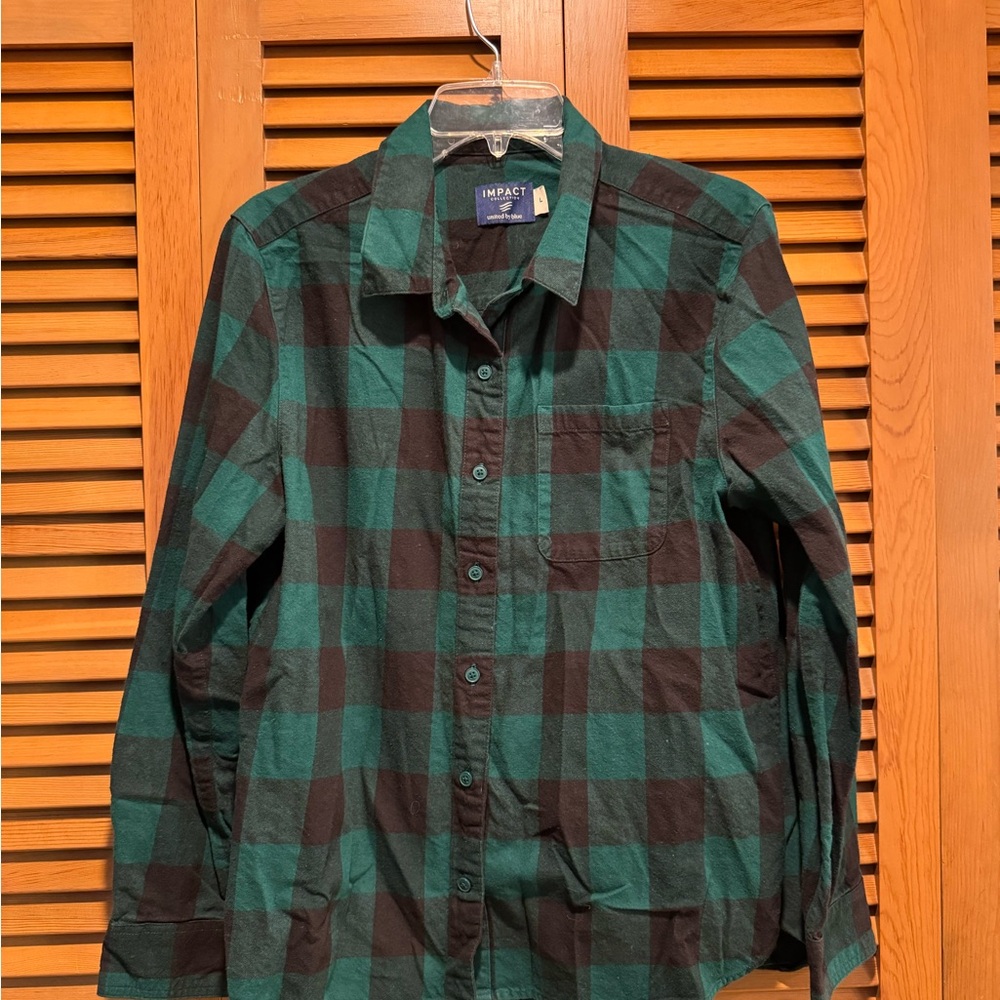 Impact collection, United by Blue, Green and Black Plaid Shirt, L